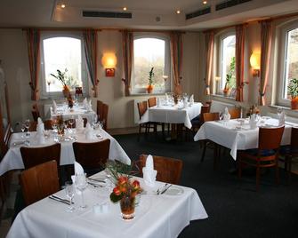 Hotel Wilhelmshöhe - Neuenrade - Restaurante
