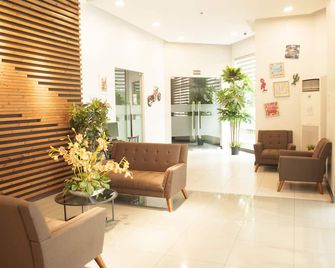 Studio 89 Katipunan Qc - Manila - Lobby