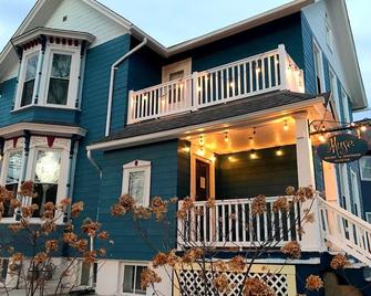 The Muse Gallery Guesthouse - Milwaukee - Edificio