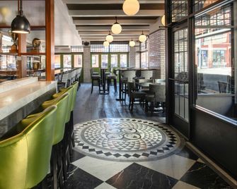 Staypineapple, A Delightful Hotel, South End - Boston - Bar