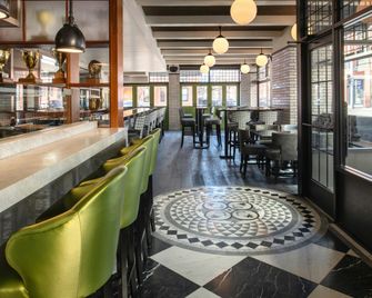 Staypineapple, A Delightful Hotel, South End - בוסטון - בר