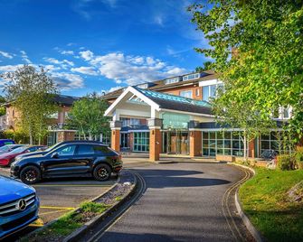 Regency Park Hotel - Newbury - Gebouw