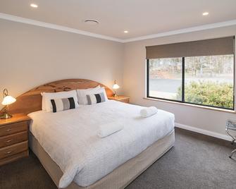 Djarlma at Redgate Forest Retreat - Margaret River - Bedroom