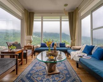 Lohonostays Shambhal House - Bhimtal - Sala de estar