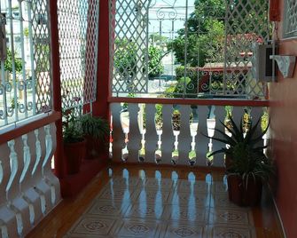 Hostal Barceló - Cienfuegos - Balcón