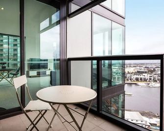 Oceanview Docklands - Melbourne - Balcony