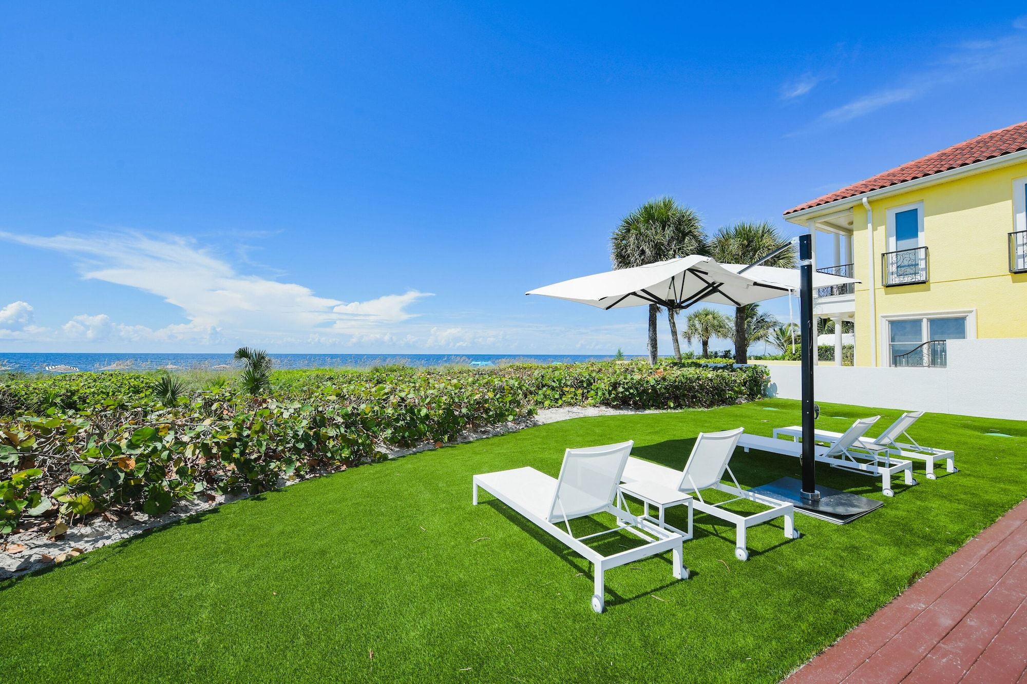 Casey Key Resorts - Beachfront - Nokomis - Patio
