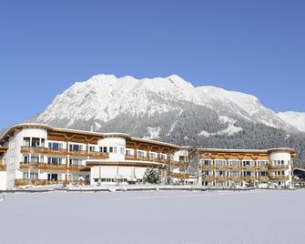 Best Western Plus Hotel Alpenhof - Oberstdorf - Bygning