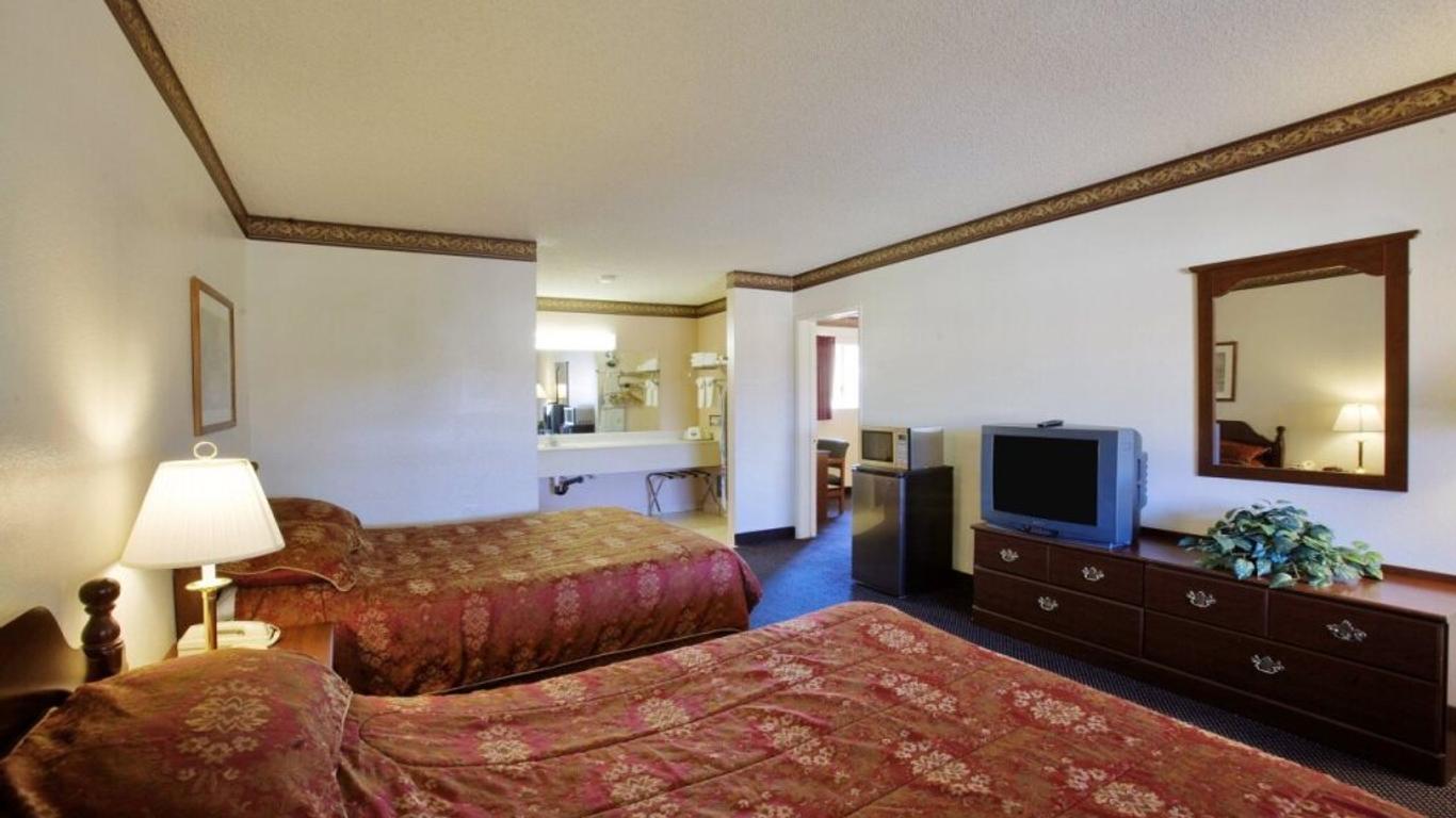 Anaheim Astoria Inn & Suites