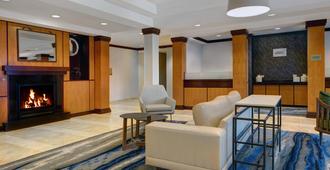 Fairfield Inn & Suites by Marriott Carlsbad - Carlsbad - Sala de estar
