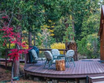 The Cottage - Fall Family Escape! - Susanville - Binnenhof