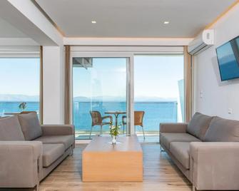 Corfu Maris Bellos - Benitses