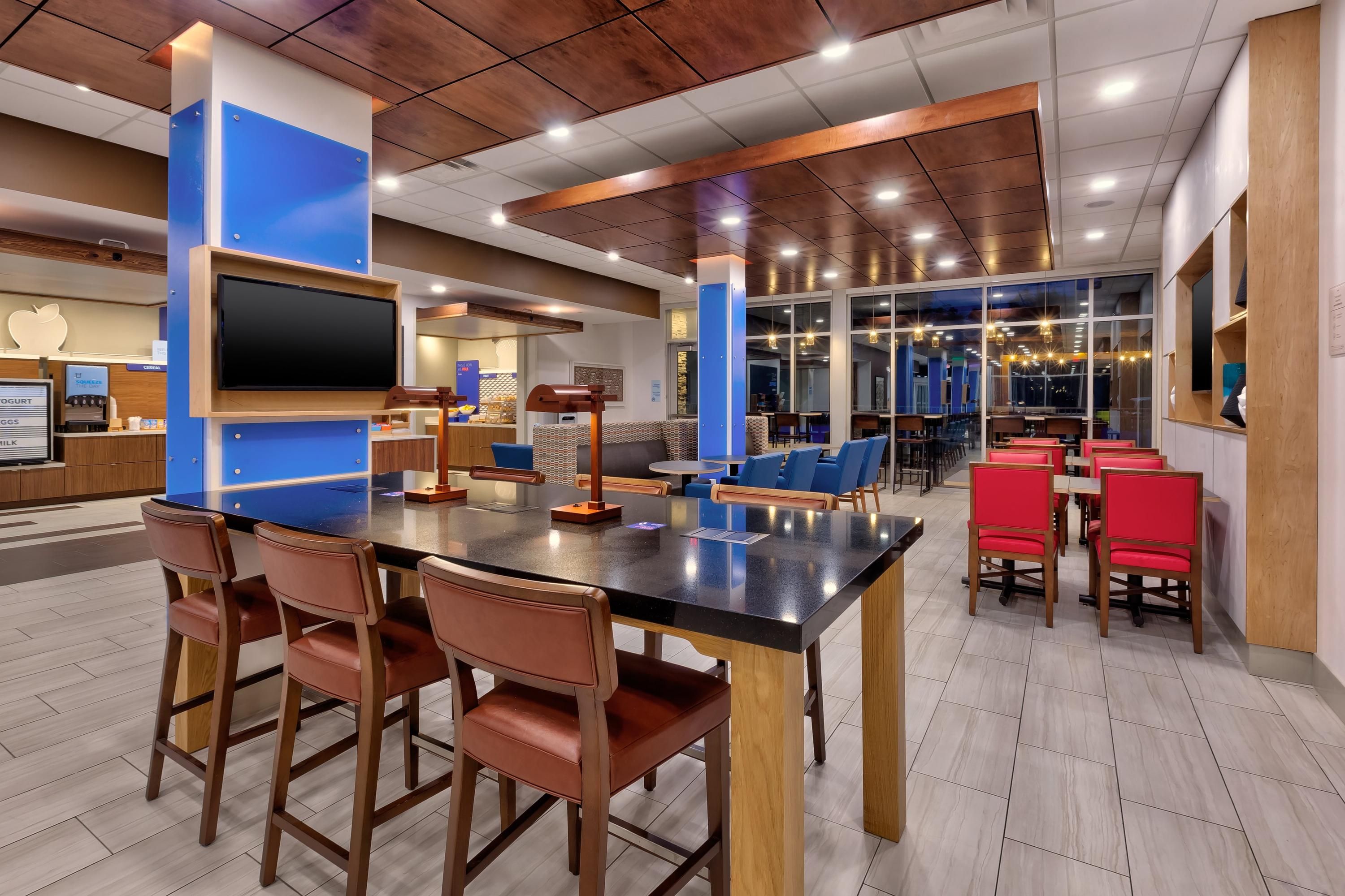 Holiday Inn Express & Suites Milan – Sandusky Area - Milan - Restaurace
