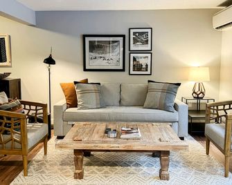 The Evergreen Haus | Amazing North Conway Location - Conway - Wohnzimmer