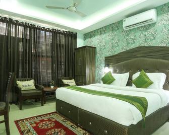 تريبو روشان هاوس ويذ فالي فيو - دهارامشالا - غرفة نوم