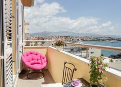 Apartment on the coast-Jere - Split - Parveke