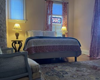 NOLA House-Center of all things New Orleans! Historical neighborhood. - New Orleans - Schlafzimmer