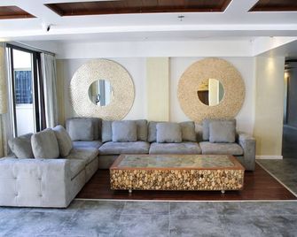 Yarden Estate Hotel - Sade Eli‘ezer - Sala de estar