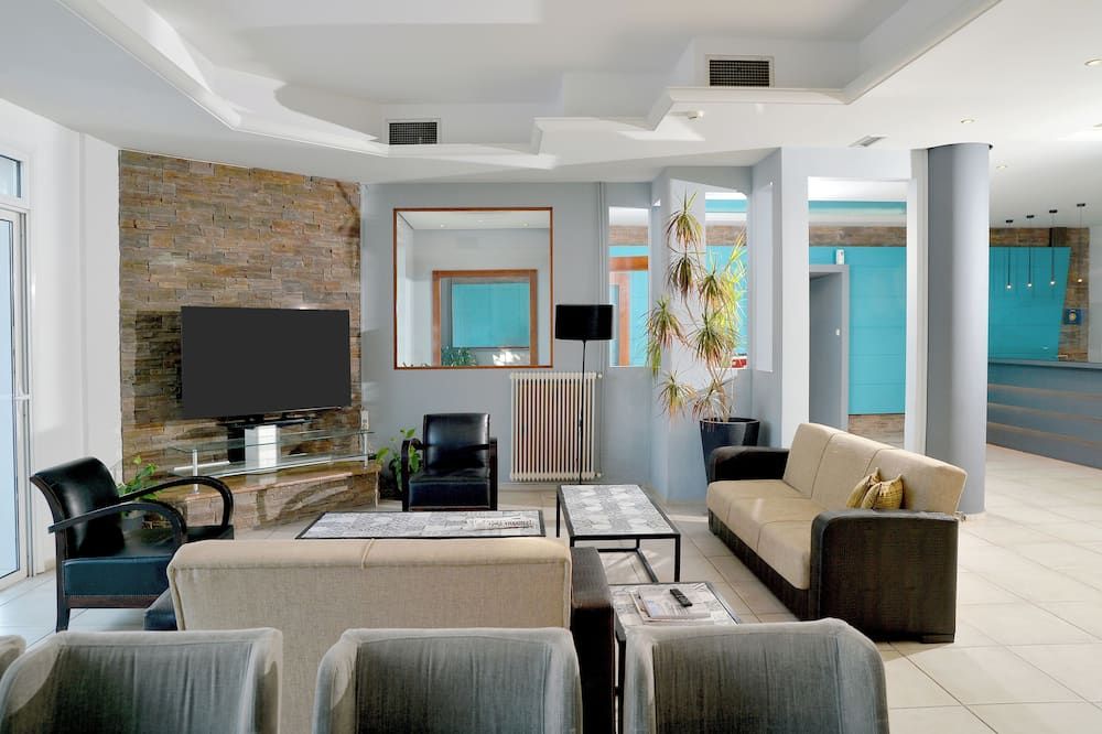 卡洛尼酒店 - 沃洛斯