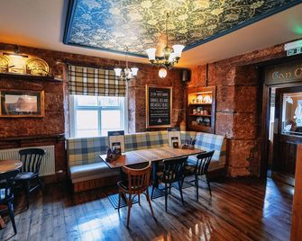 ذا لينديسفارن إن - ذا إن كوليكشن جروب - بيرويك أبون تويد - بار