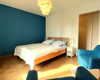 La Devinière - Donzère - Camera da letto