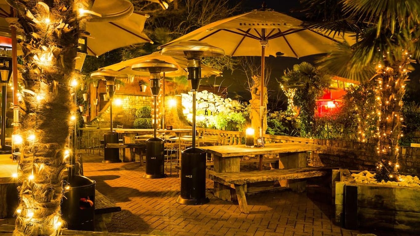 Crazy Bear Stadhampton