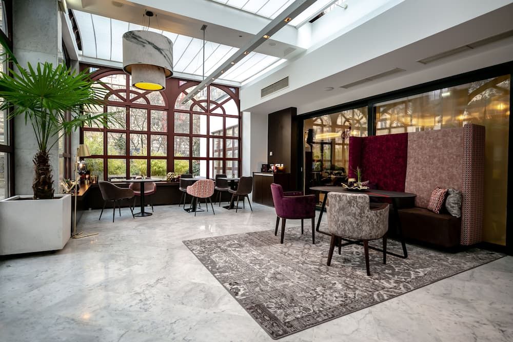 آرتي هوتل لينز - لينز - ردهة