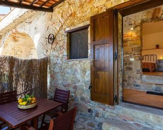 Pretty Apartment in Velia With Garden - Ascea - Patio