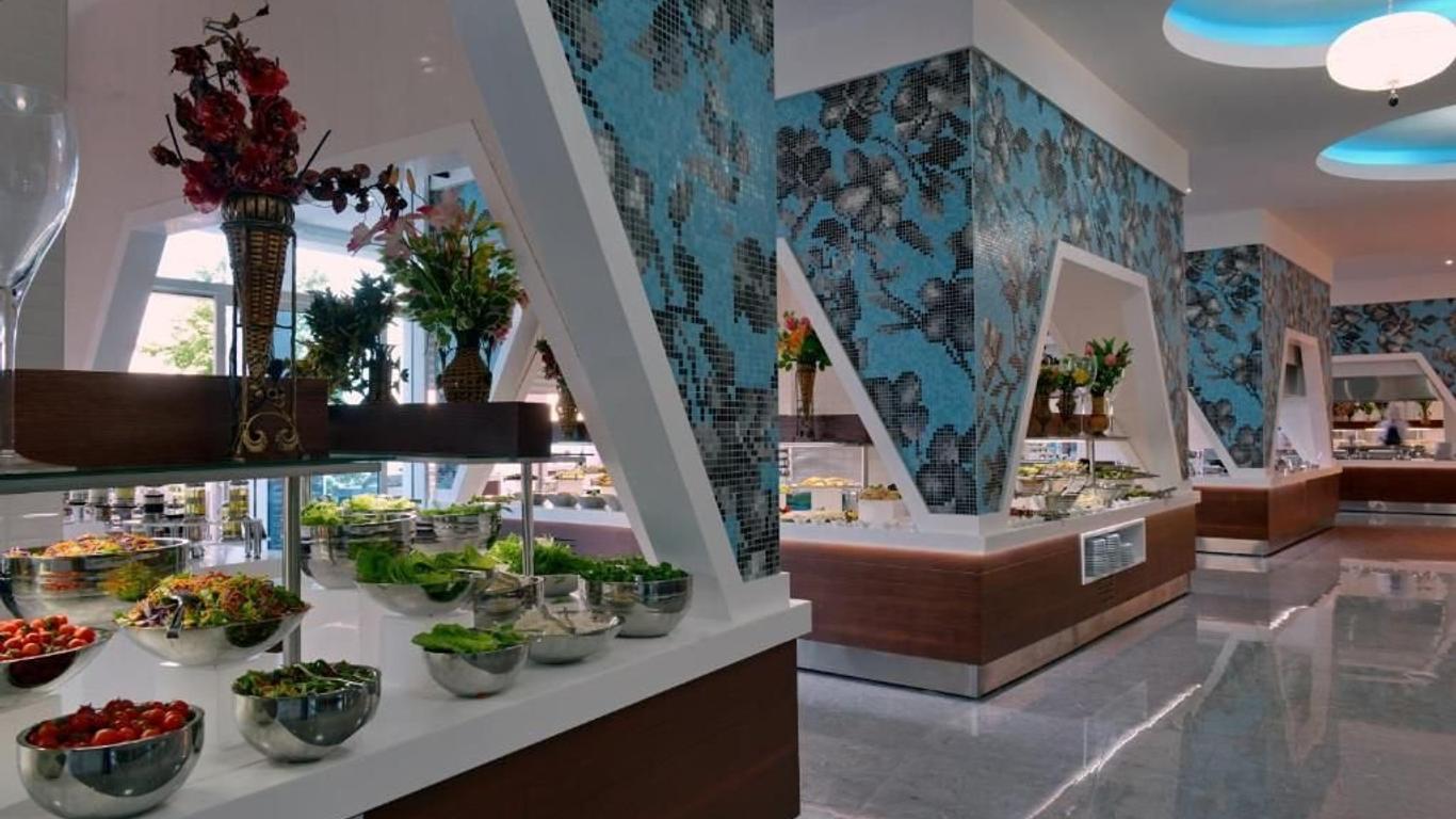 Vikingen Infinity Resort & Spa