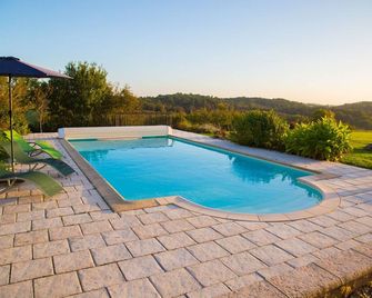 The Garden Room - Villamblard - Piscina