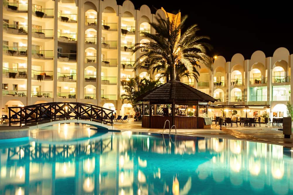 Ona Marinas de Nerja Spa Resort - נרחה - בריכה