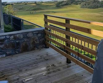 Poseidon's Inn - Lossiemouth - Balkón