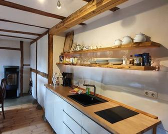Apartment Freterg Holt, Nähe Binz in traumhafter Alleinlage, Beirau & Beirau GbR - Zirkow - Cocina