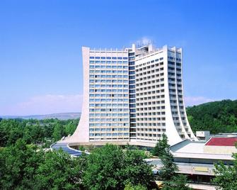 Hotel Dobrudja - Baltschik - Gebäude