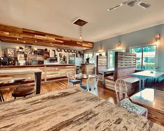 Redhill Cooma Motor Inn - Cooma - Bar
