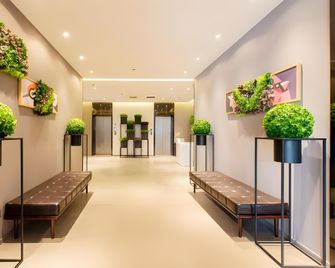 Home Inn Style Dalian Xinghai Bay Lianhe Road Metro Station - Dalian - Hall