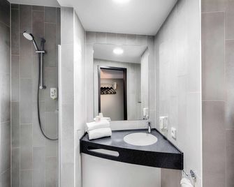 B&b Hotel Flensburg-City - Фленсбург - Ванна кімната