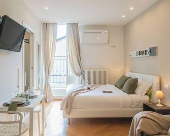 MT Studios by Rent All Como - Como - Slaapkamer