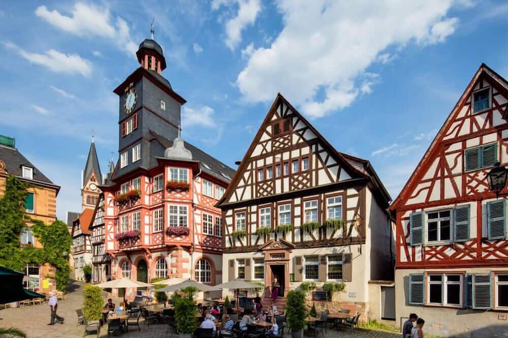 Goldener Engel - Heppenheim