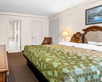 SureStay by Best Western Castro Valley - Castro Valley - Спальня