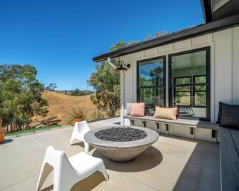 Sunset View Luxury Living on 5 Picturesque Acres - Atascadero - Balcony