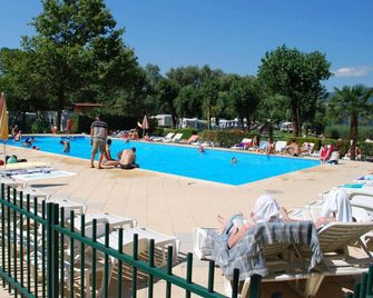 International Camping Ispra - Ispra - Pool