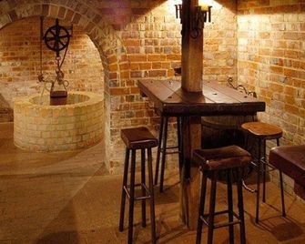 Rose & Crown Hotel - Perth