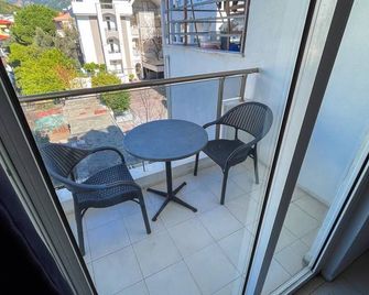 Saffron Apartments - Marmaris - Balkon