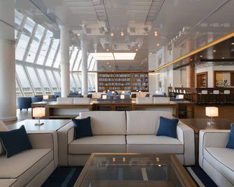 Yacht Club Marina di Loano - Loano - Salónek