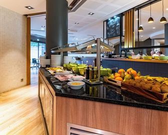 Holiday Inn Dijon By IHG - Dijon - Prasmanan