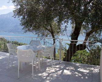 Villa With Stunning Lake Views And Private Salt Water Pool - Campione del Garda - Balcony