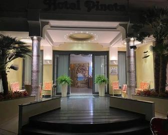 Hotel Pineta - Bellaria-Igea Marina - Lobby