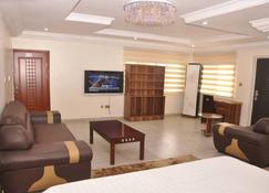 Fisher Suites and Apartments - Abuja - Living room