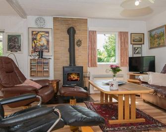 Luring Holiday Home in Jutland Denmark With Garden - Haderslev - Wohnzimmer
